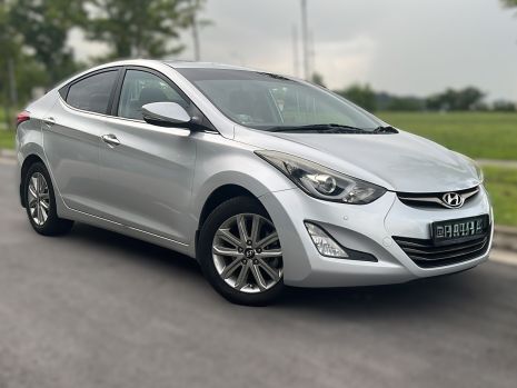 https://www.mycarforum.com/uploads/sgcarstore/data/11/11_1716781355_0Elantra (1).jpg